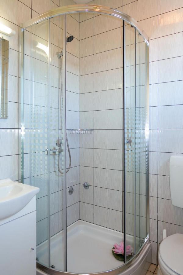 Apartment Rosic - Krk217 By Interhome Корнич Экстерьер фото