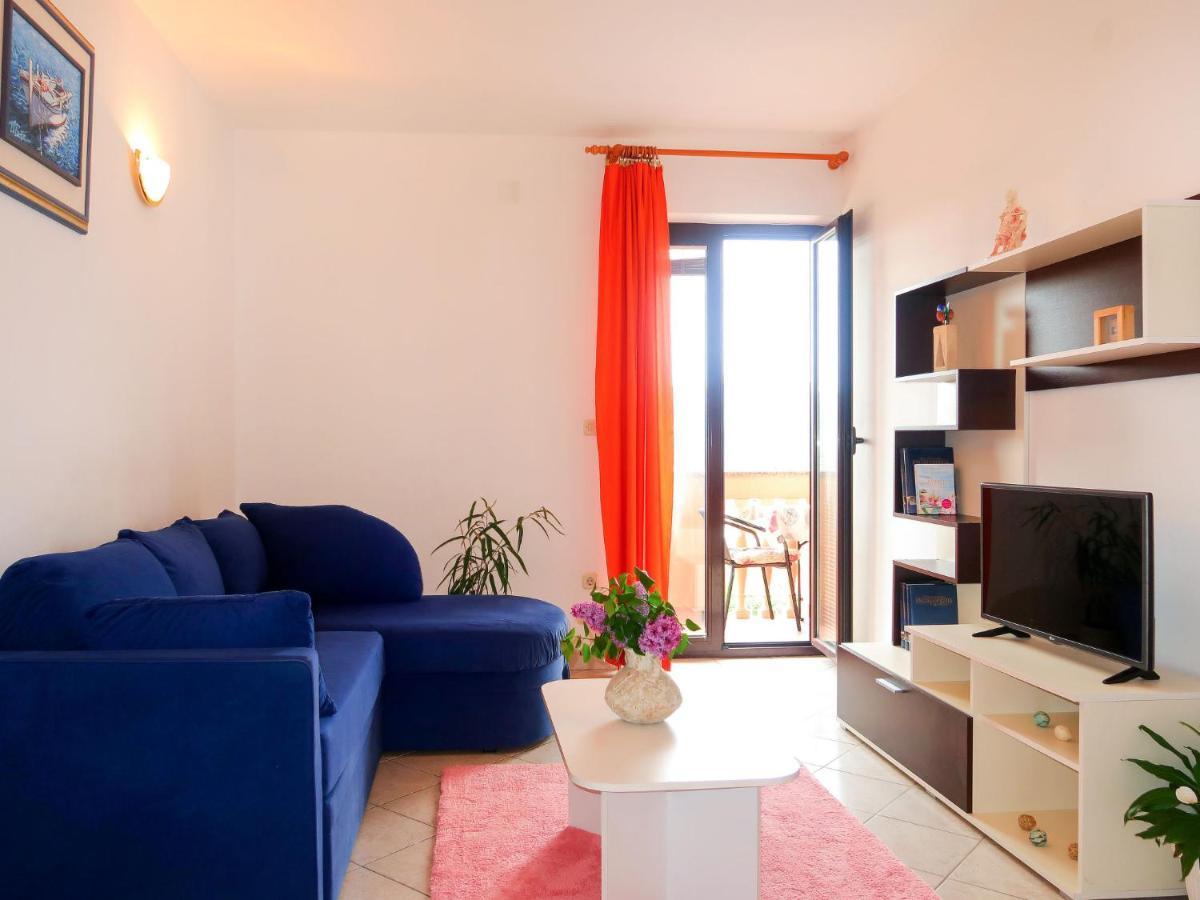 Apartment Rosic - Krk217 By Interhome Корнич Экстерьер фото